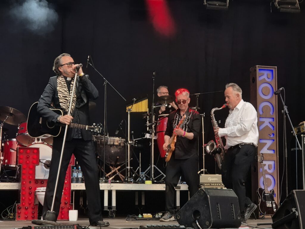Reverend Hardy Hardon live
