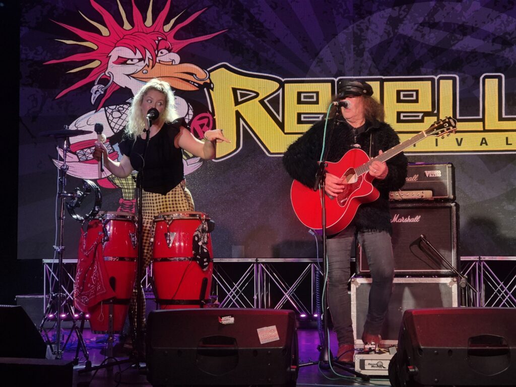 Voodoo Radio Acoustic live