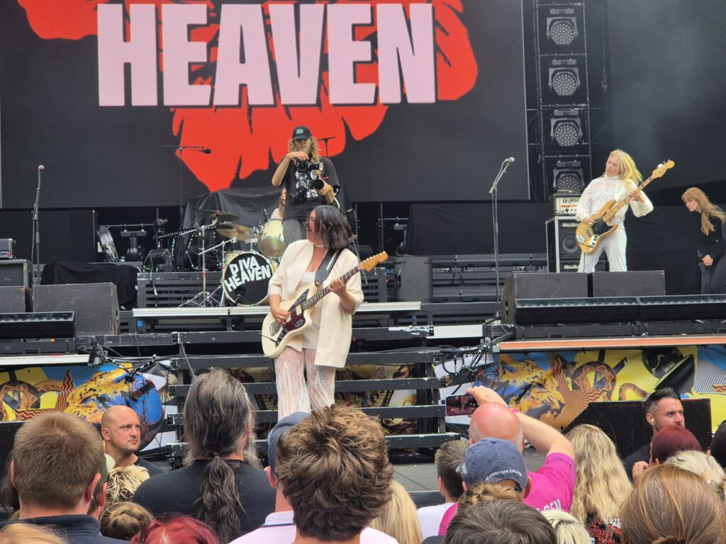 24/7 Diva Heaven live