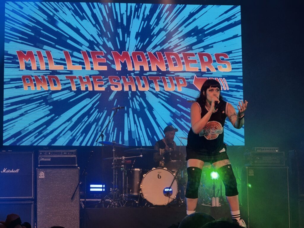 Millie Manders & The Shut Up live