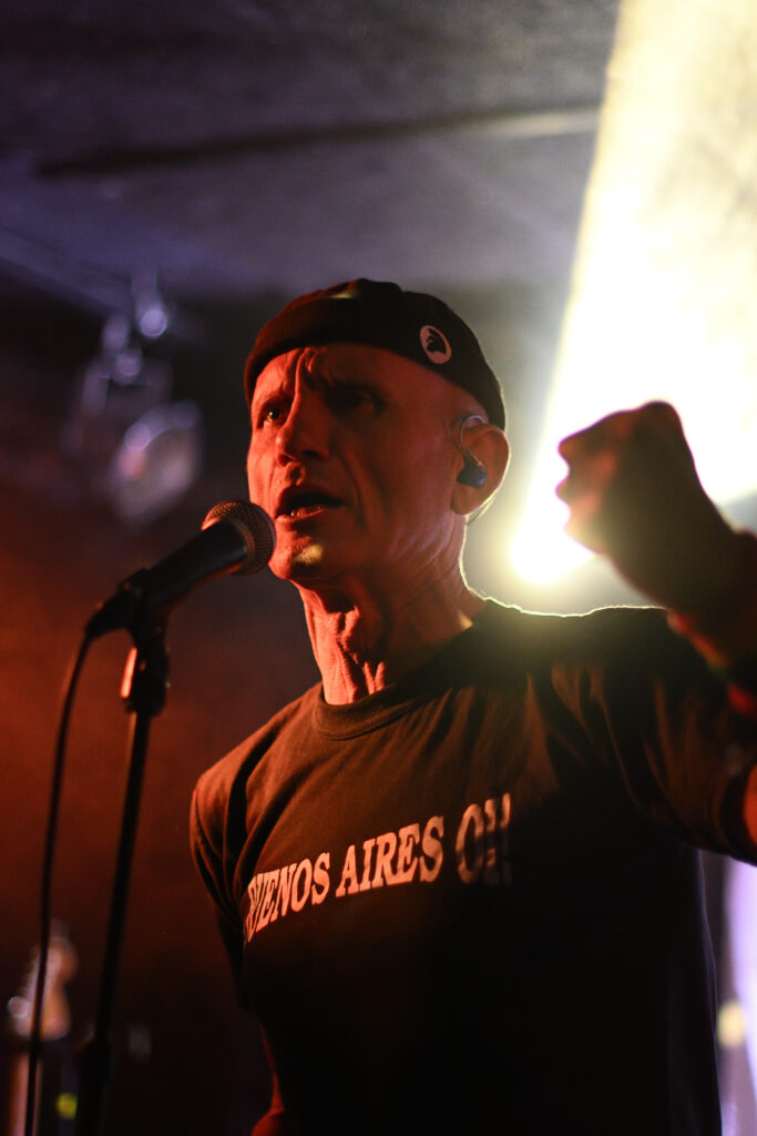 Los Fastidios live